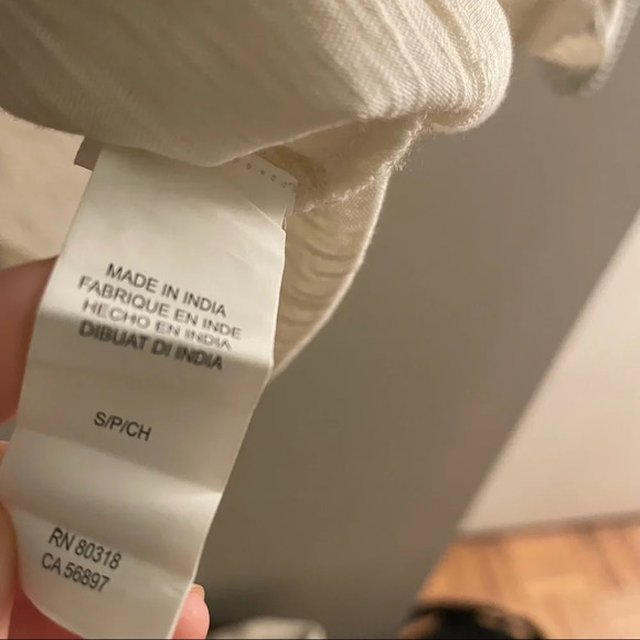 Lucky Brand Split Neck Top - 100% Cotton - 3/4 Sleeves - Picture 3 of 4